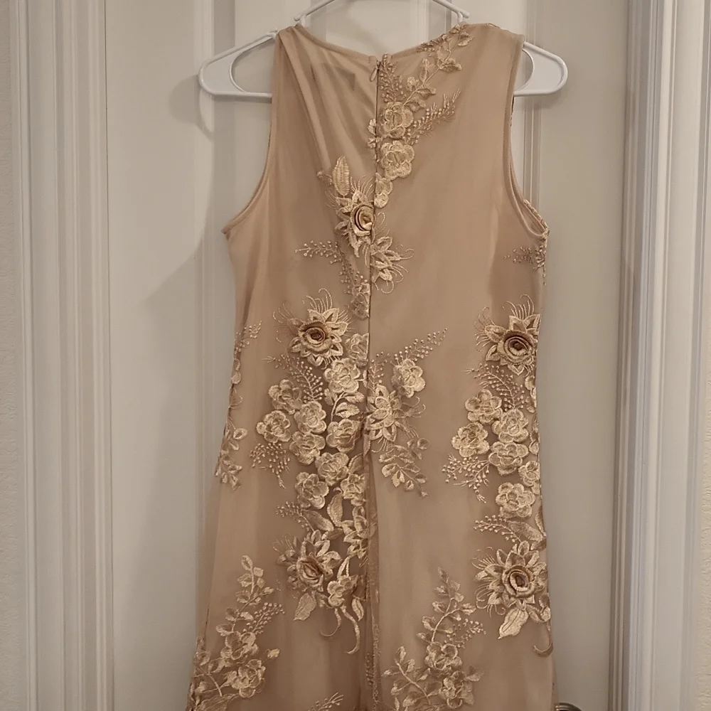 NWT Donna Ricco gold dress. Size 4 - Picture 4 of 4
